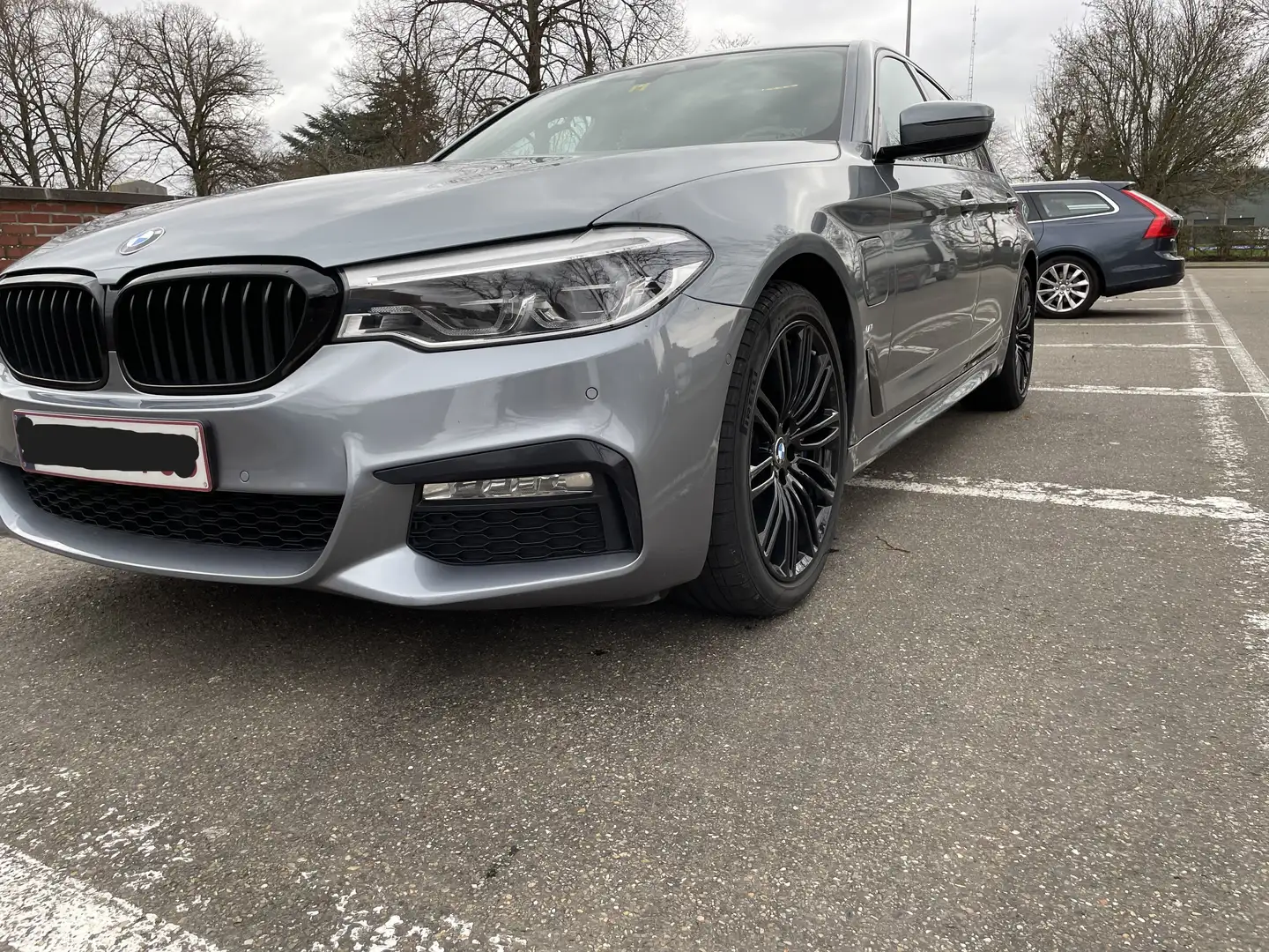 BMW 530 530e iPerformance Aut. Sport Line Grijs - 2