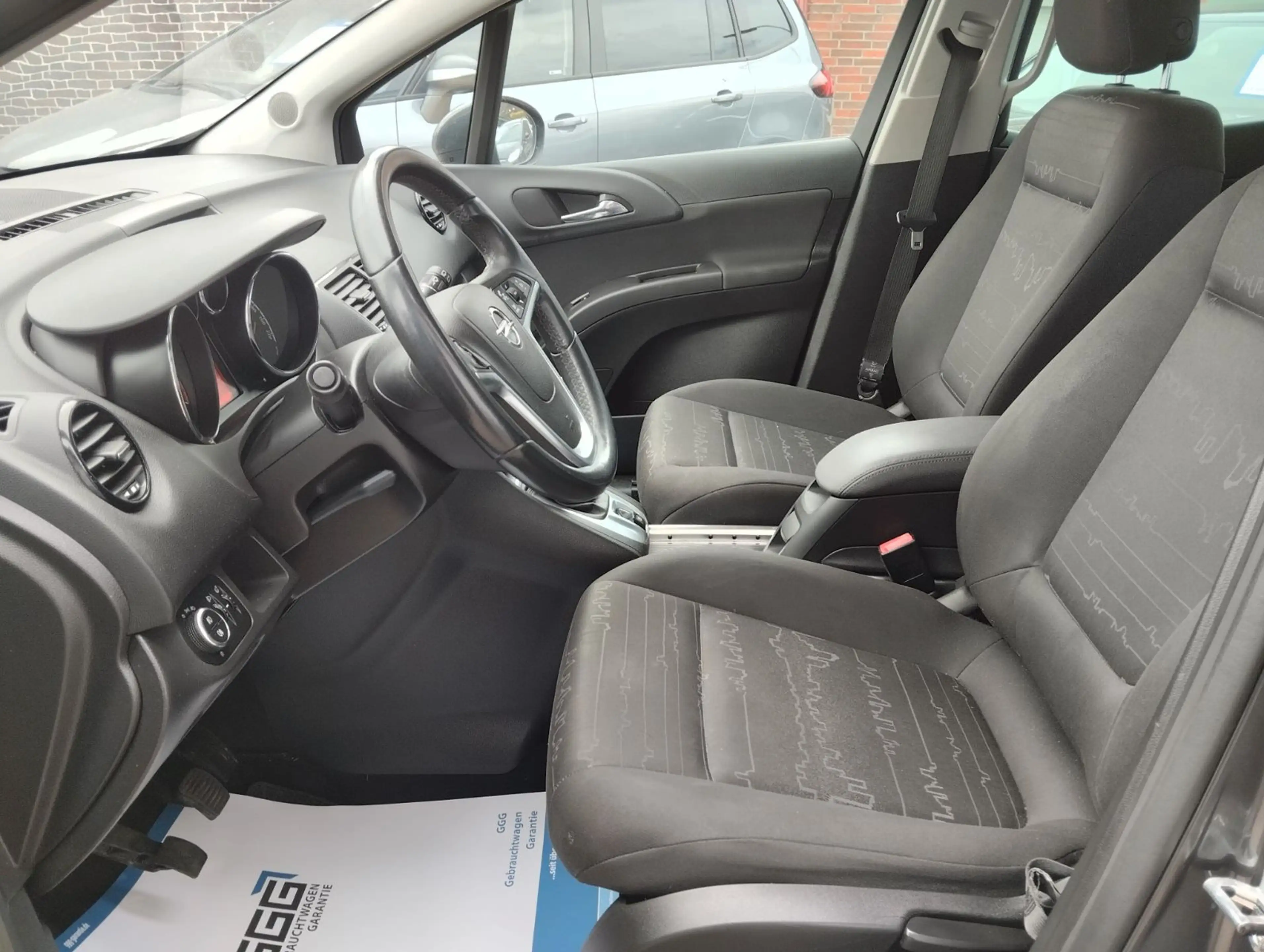 Opel Meriva B Design Edition TÜV-AU 07-2028 — photo 5