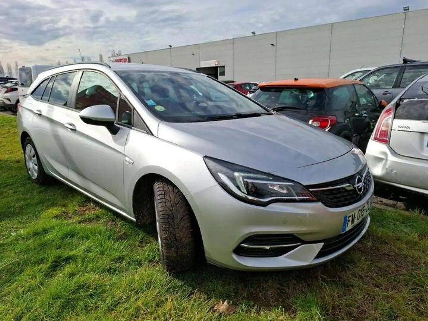 Opel Astra 122ch Edition Business Gris - 1