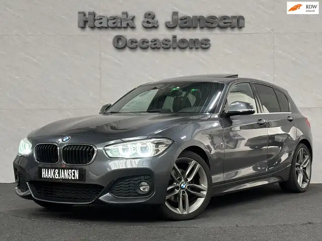 BMW 120 1-serie 120d - M Sport - Pano - Carplay - Camera -