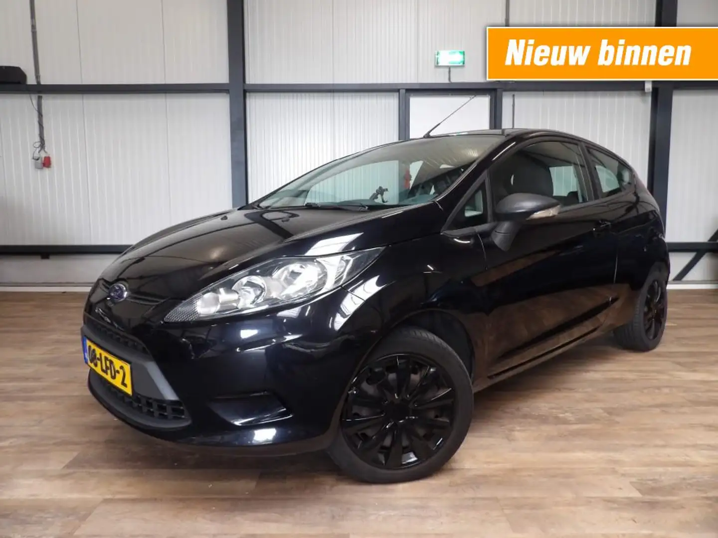 Ford Fiesta 1.2 3 drs - airco - lmw - lees tekst! Negro - 1