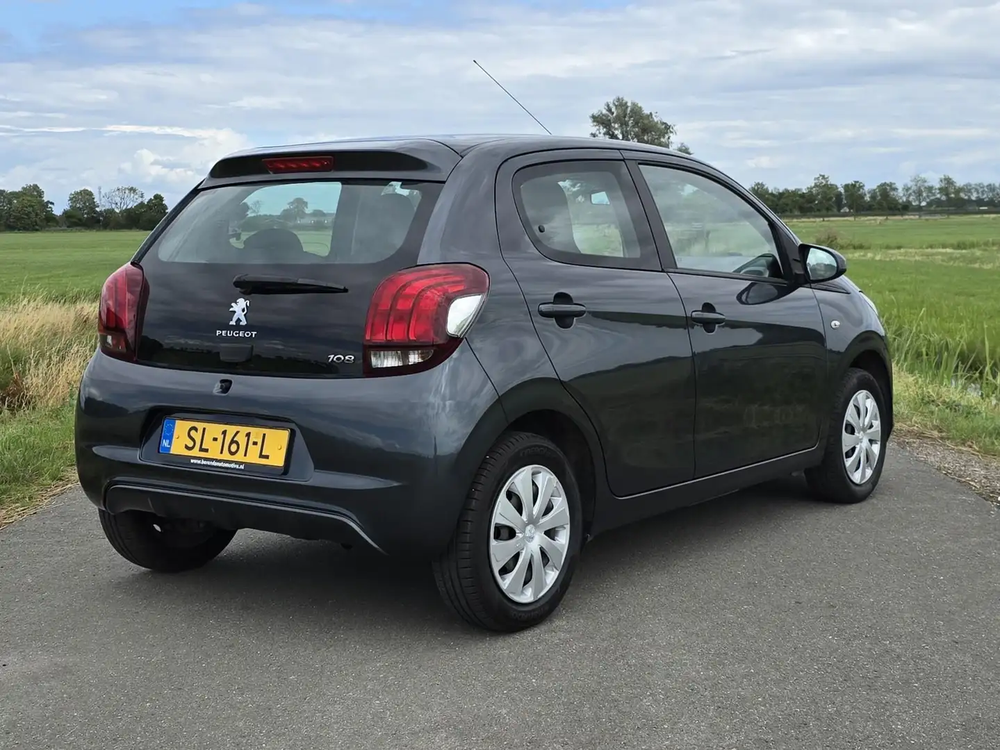 Peugeot 108 1.0 e-VTi Active Grijs - 2