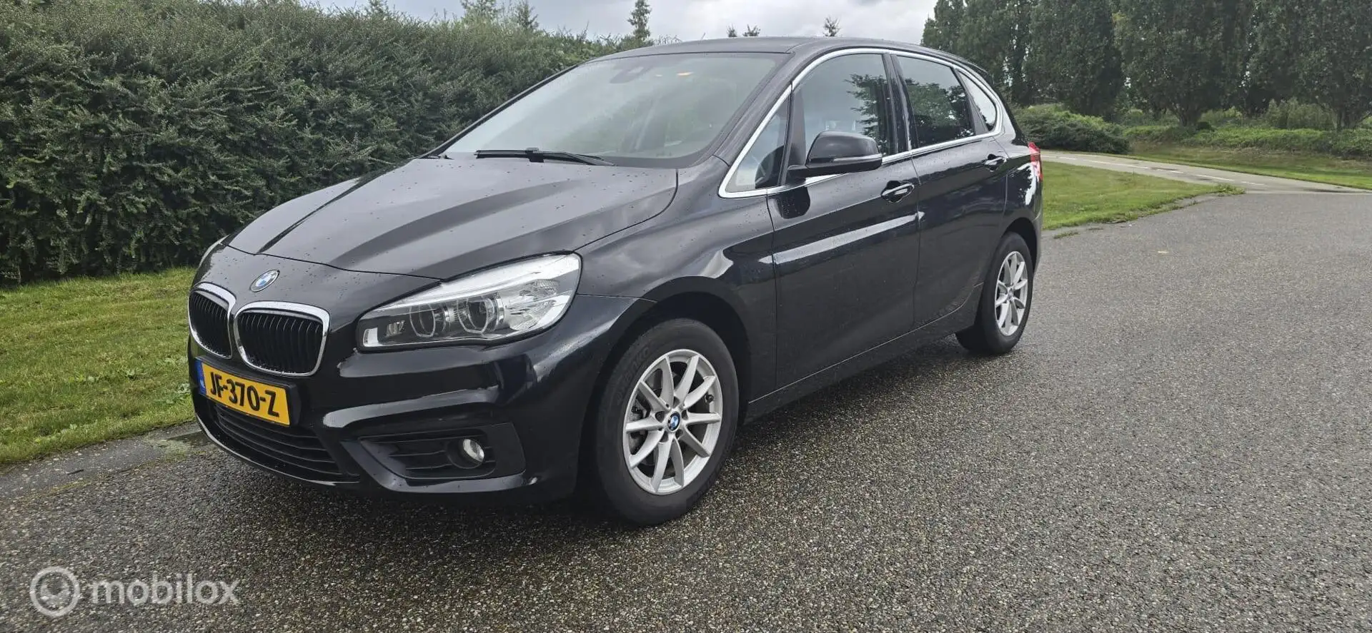 BMW 216 2-serie Active Tourer 216d Executive, Nieuwstaat. Zwart - 1