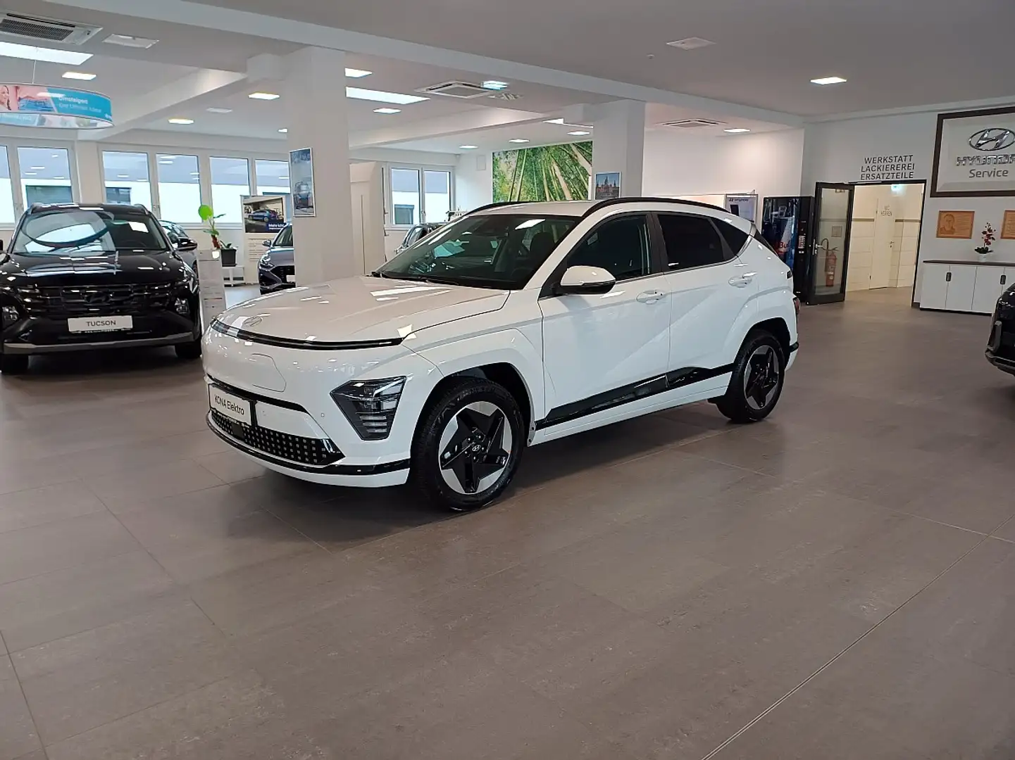 Hyundai KONA Kona Elektro 64,8kWh GO! *Wärmepumpe*LED*Navi* Weiß - 2