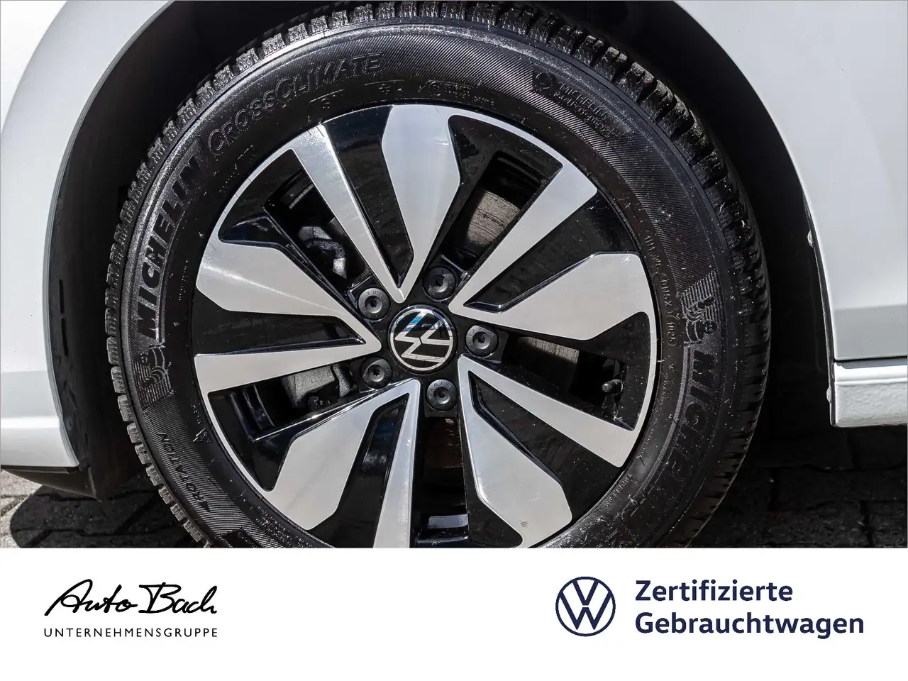 Volkswagen Golf VIII 1.5 eTSI DSG Goal, AHK, Navi, LED-Plus 8