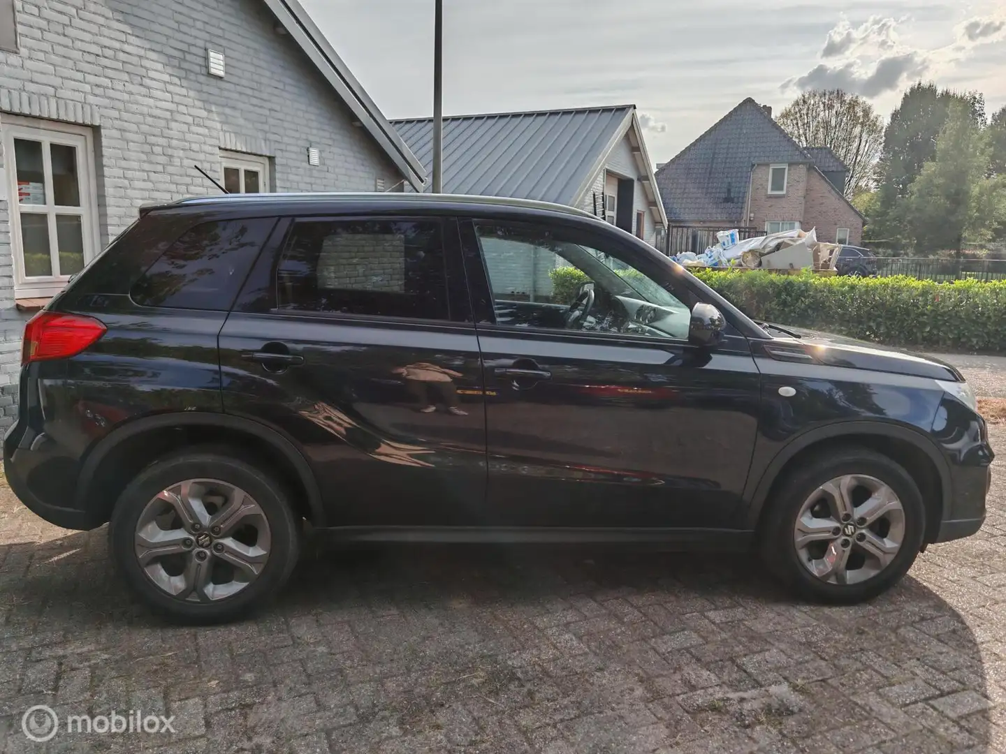 Suzuki Vitara 1.6 Exclusive|Automaat|NAP|NAVI|Achteruitrijca Zwart - 2