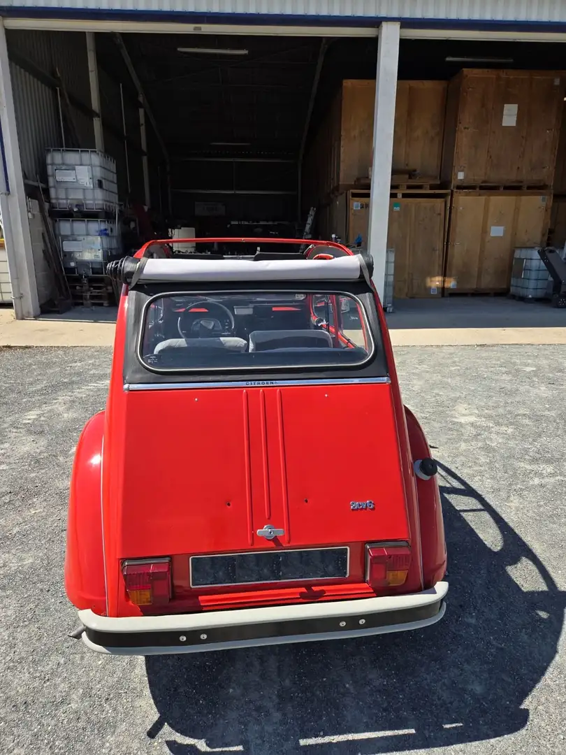 Citroen 2CV 6 Rouge - 2