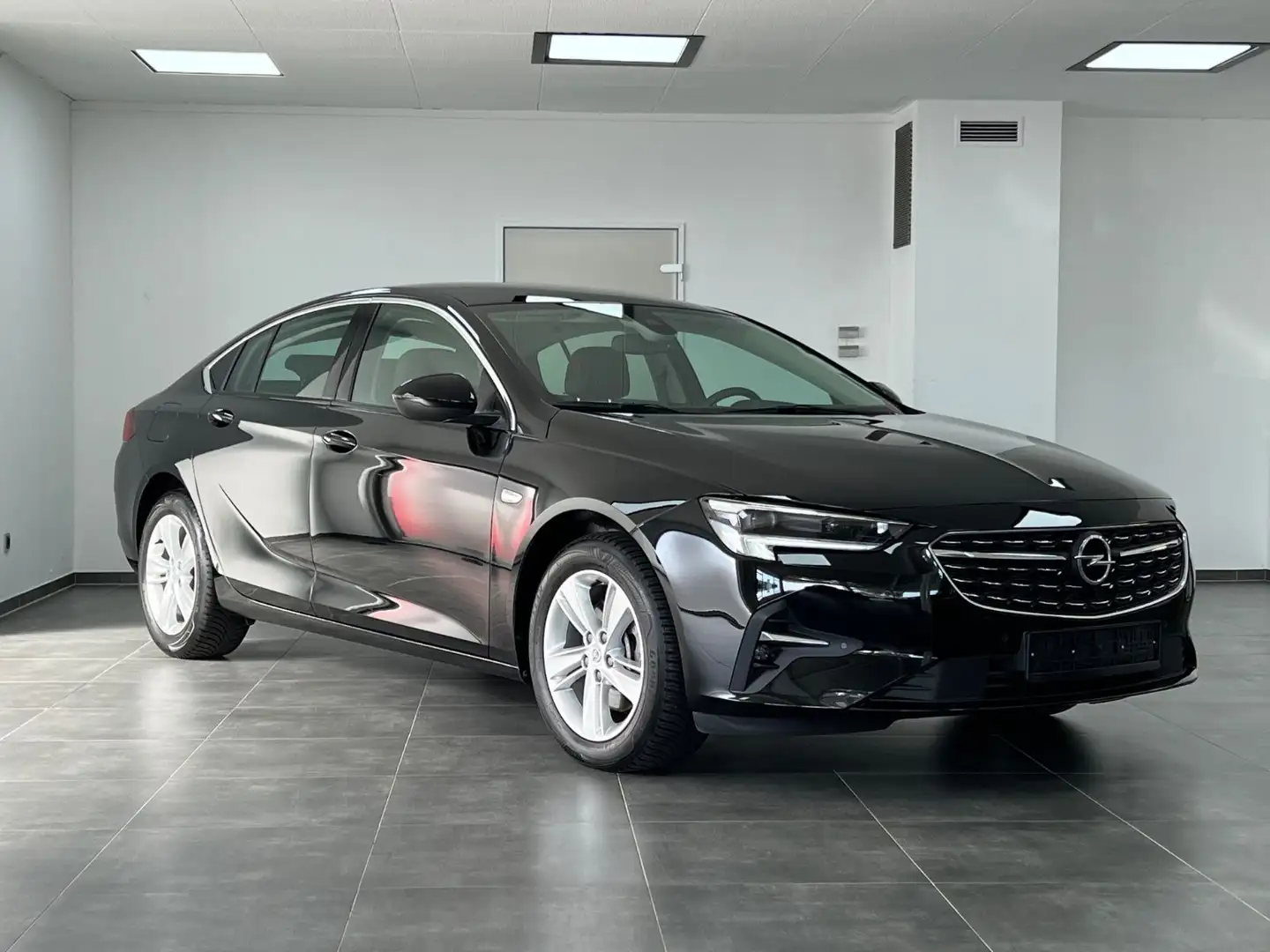 Opel Insignia B Grand Sport/NAVI/KAM/LED/DAB/HUD/TEMP Schwarz - 1