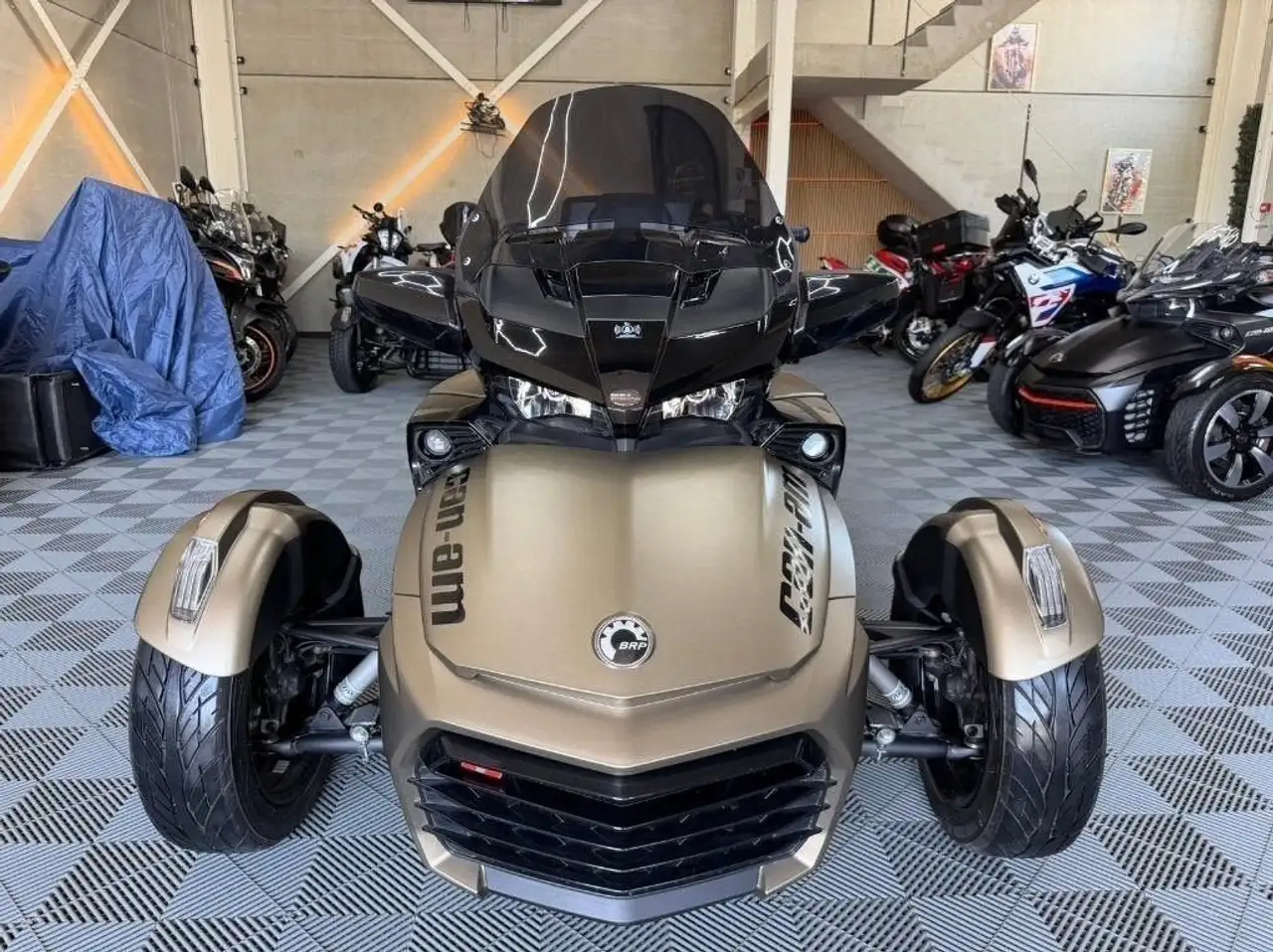Can-Am Spyder F3