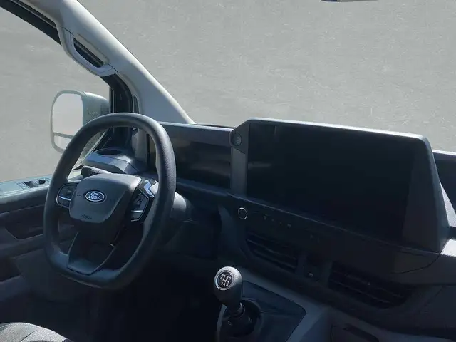 Ford Transit Custom view 4