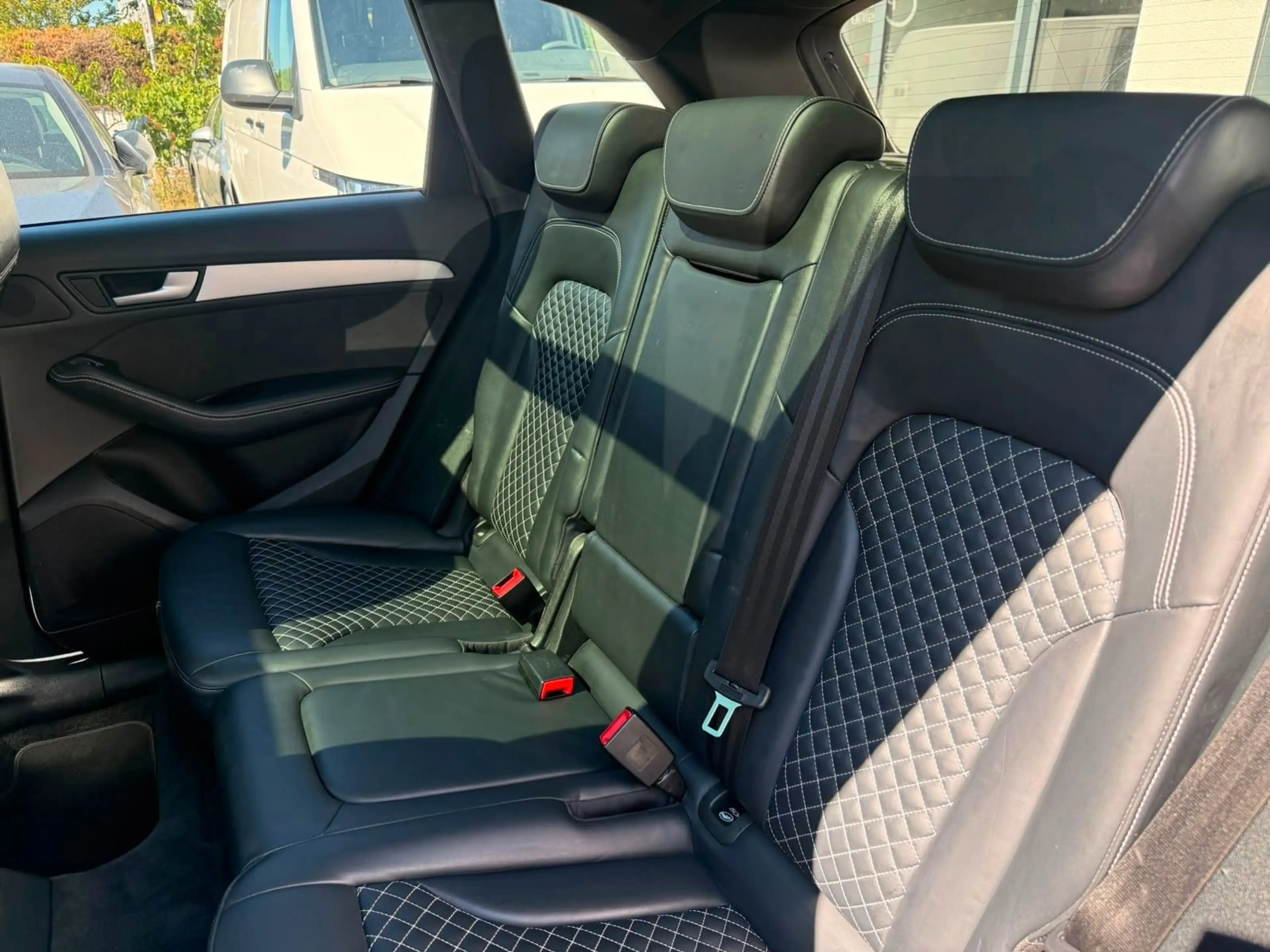 Audi SQ5 3.0 TDI plus*Quattro*Pano*21Zoll*Kamera*AHK* — photo 12