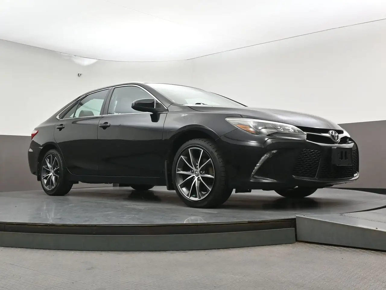 Toyota Camry снимка Toyota Camry