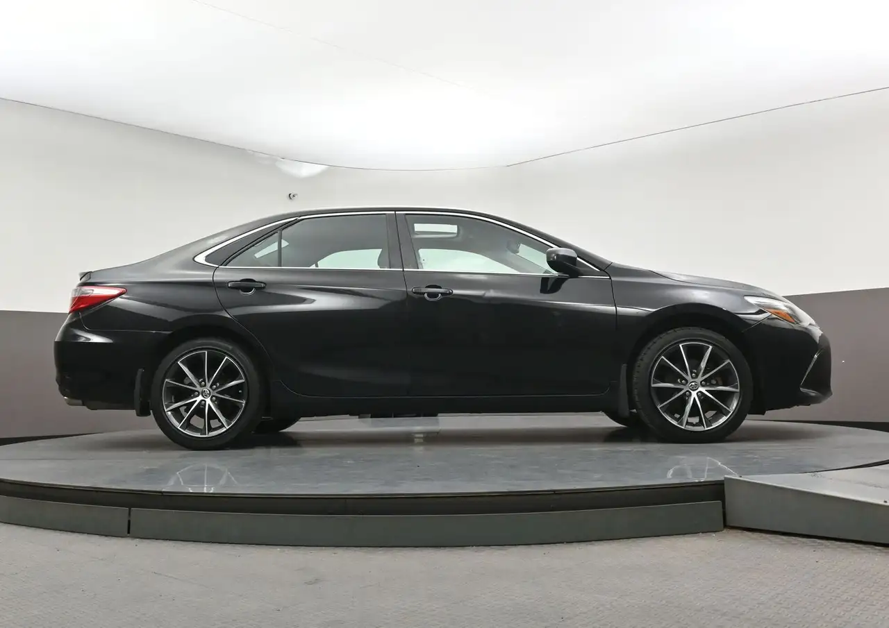 Toyota Camry снимка Toyota Camry
