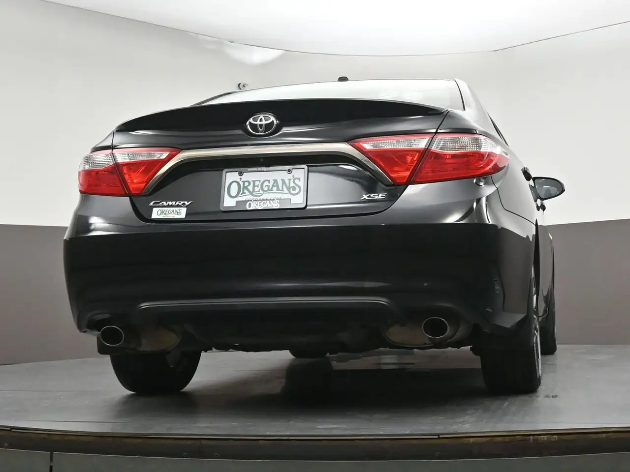 Toyota Camry снимка Toyota Camry