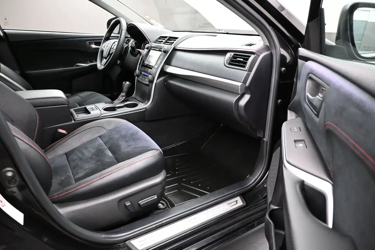 Toyota Camry снимка Toyota Camry