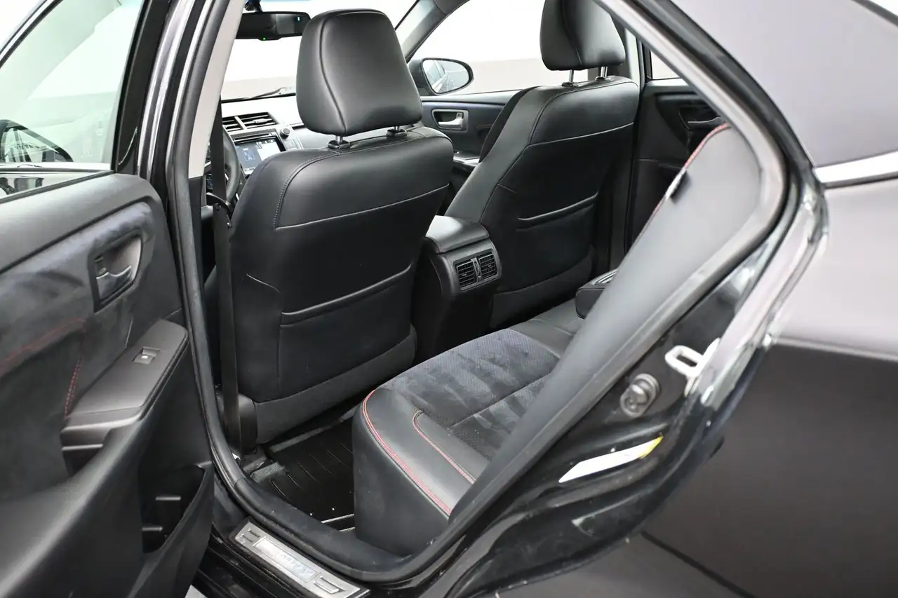 Toyota Camry снимка Toyota Camry