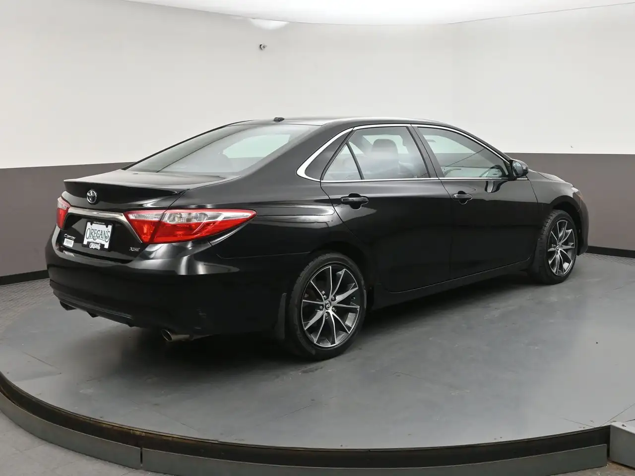Toyota Camry снимка Toyota Camry