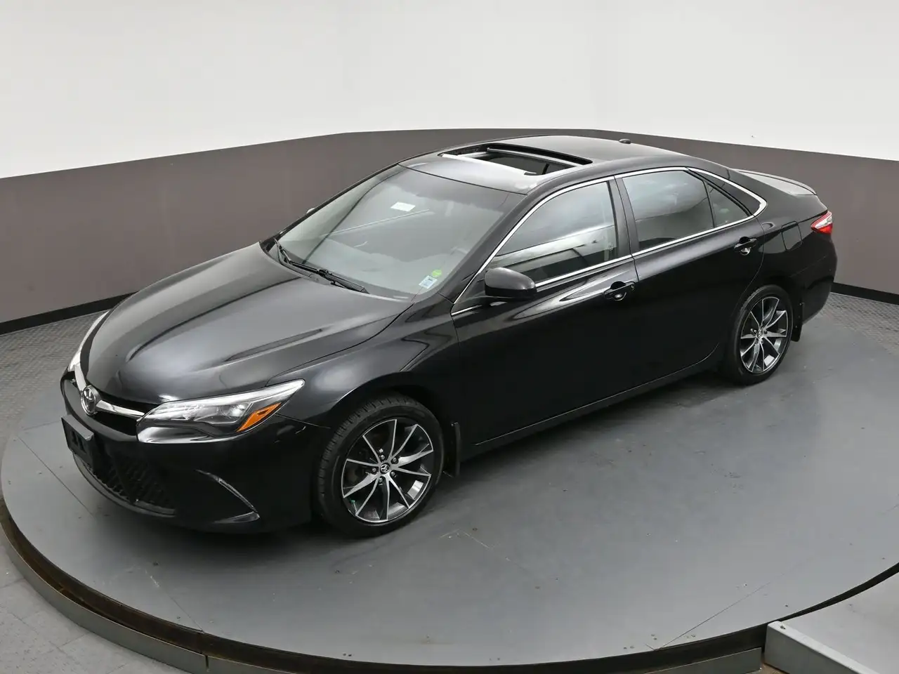 Toyota Camry снимка Toyota Camry