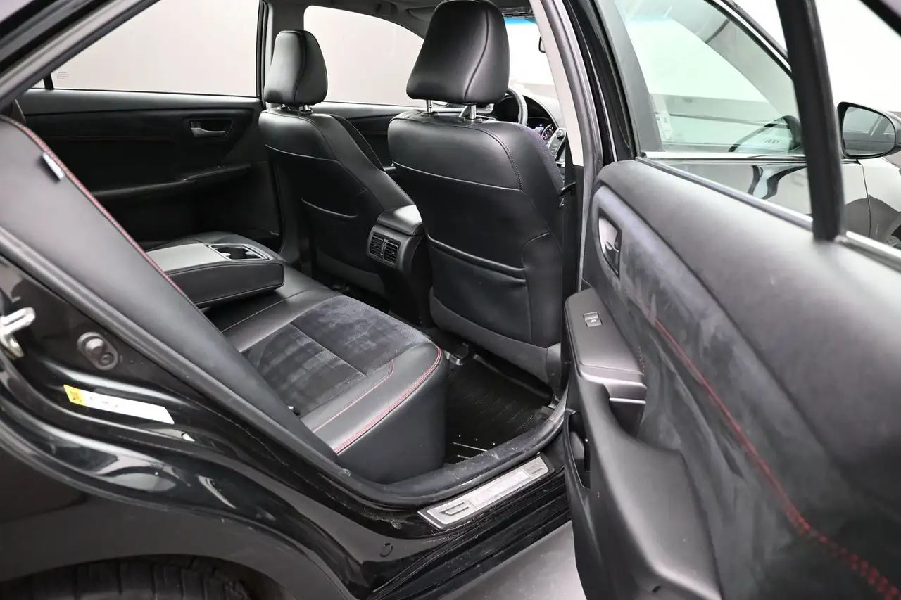 Toyota Camry снимка Toyota Camry