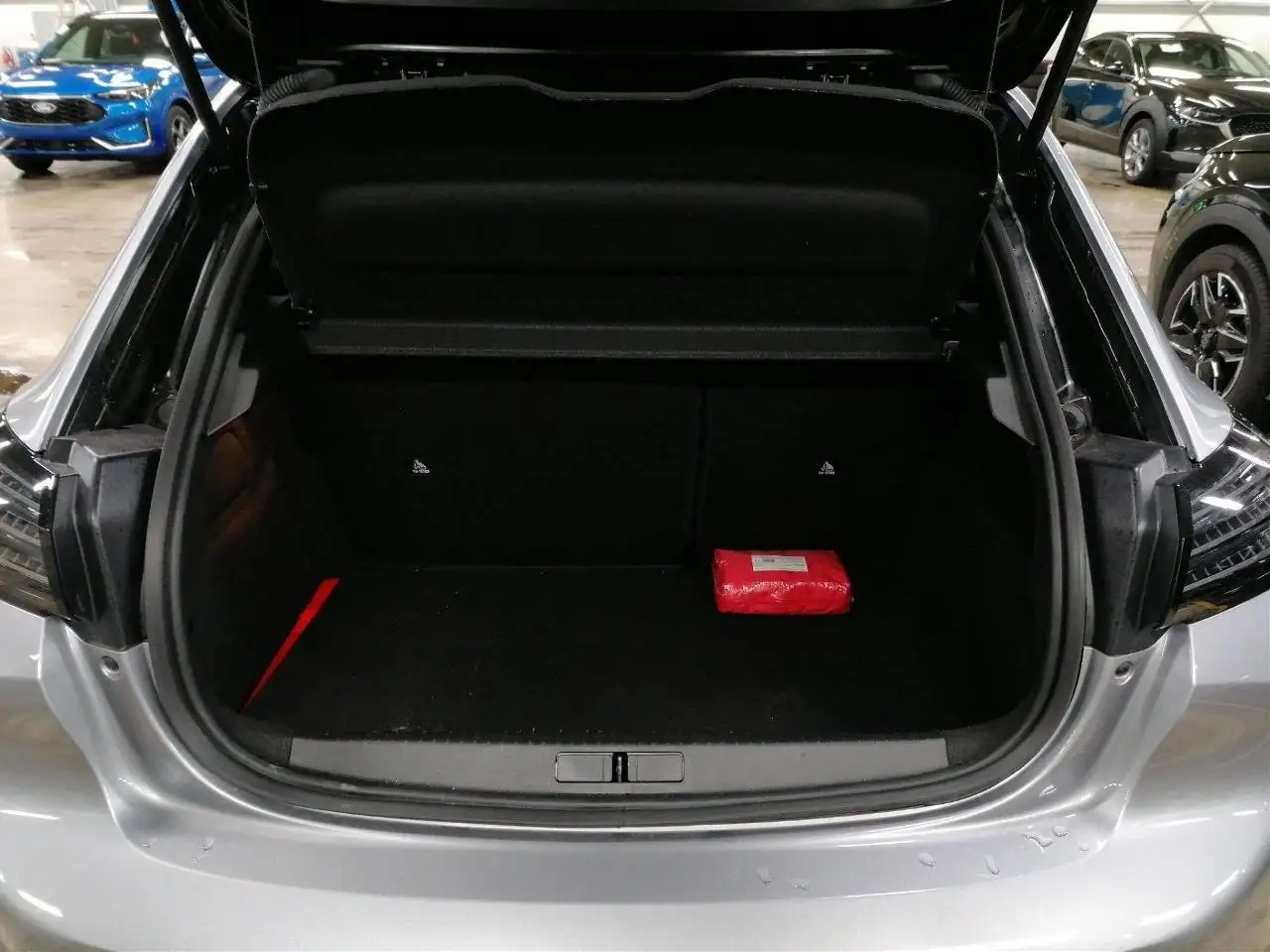 Peugeot 208 Hybrid 145 GT ,Drive-Assist-Pak., Sicht-Pak., Allw 6