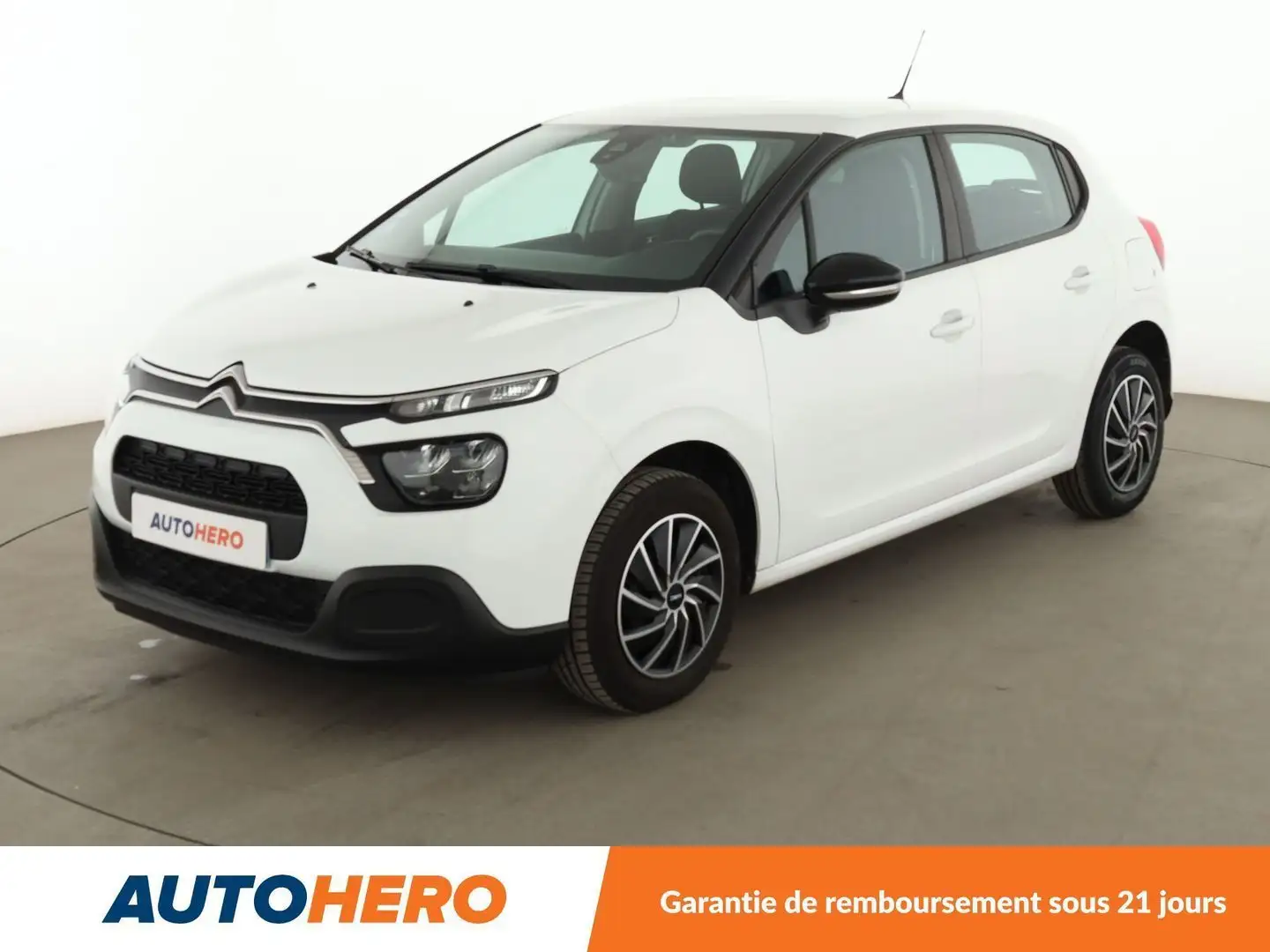 Citroen C3 1.2 PureTech Live Blanc - 1