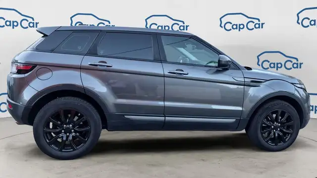 Land Rover Range Rover Evoque view 4