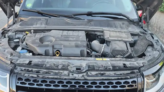 Land Rover Range Rover Evoque view 15
