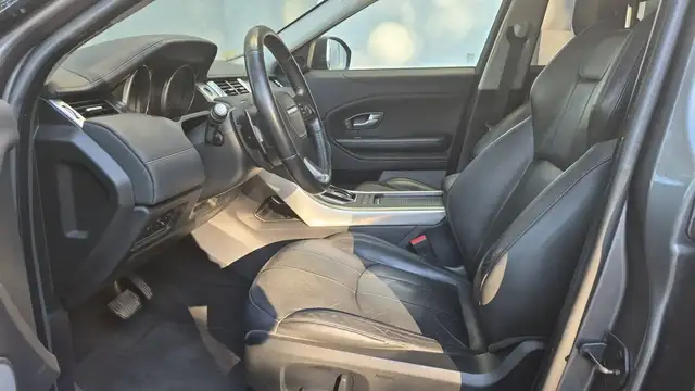 Land Rover Range Rover Evoque view 8