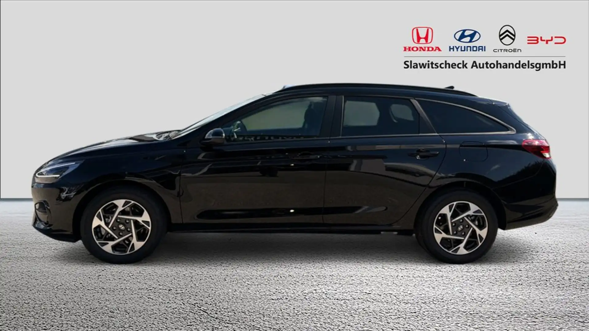 Hyundai i30 Kombi - PD GO 1.0 T-GDI Schwarz - 2