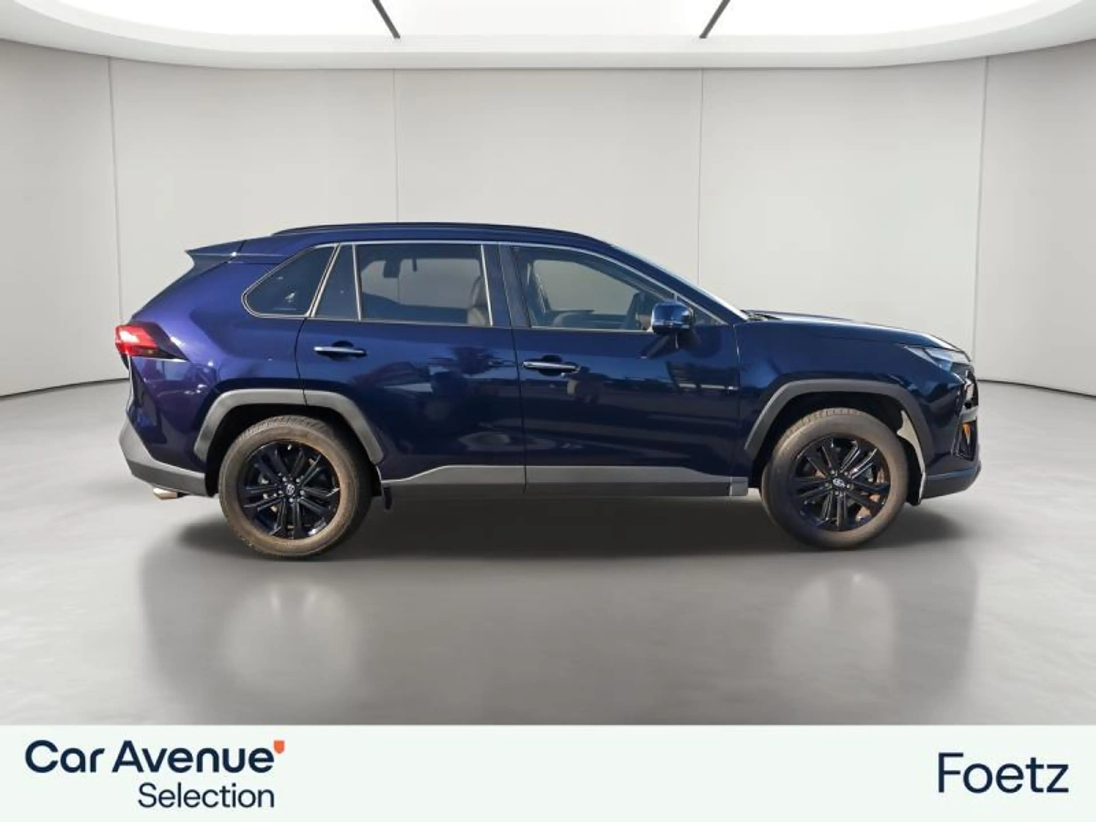 Toyota RAV 4 PREMIUM — photo 5