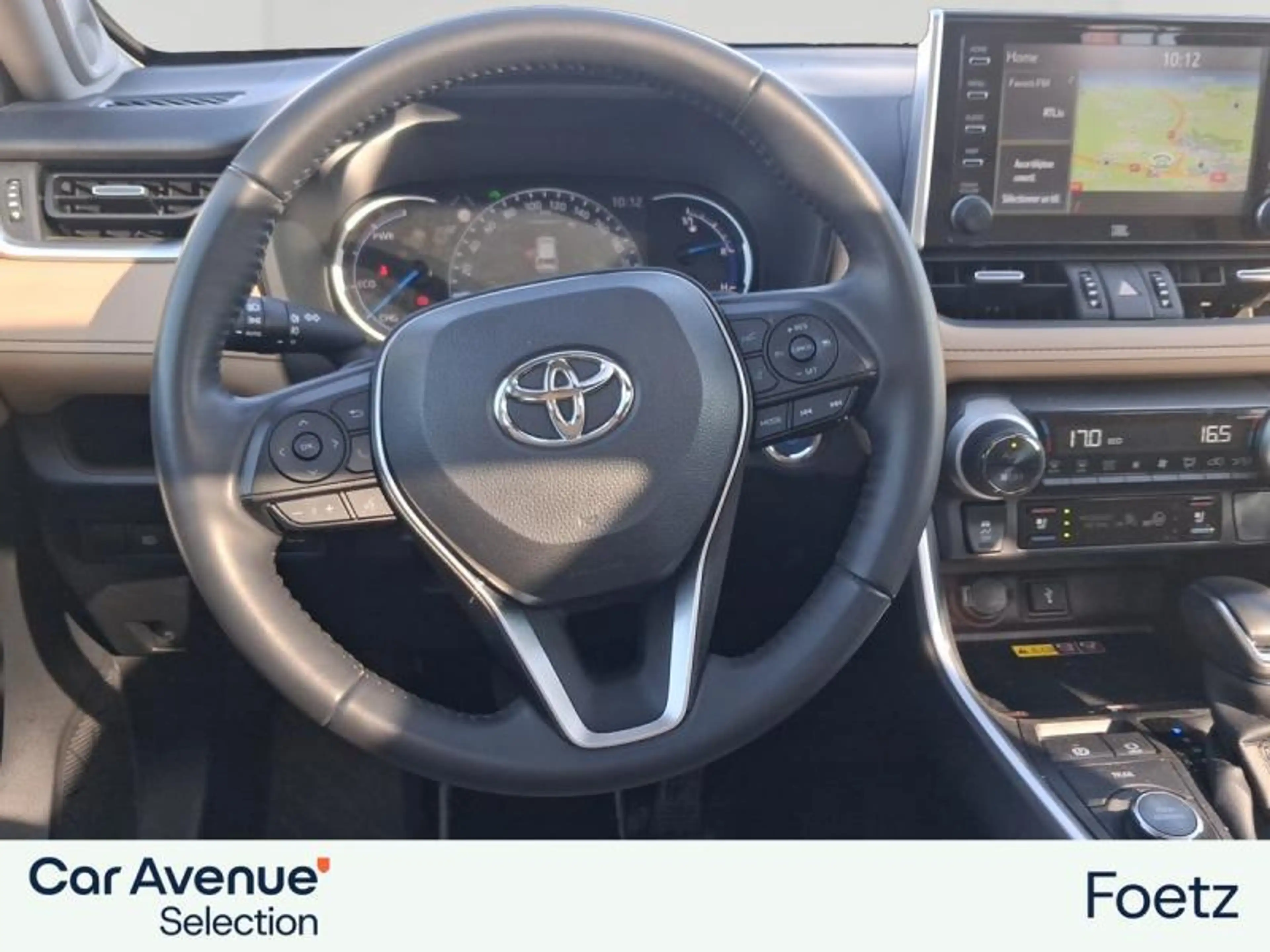 Toyota RAV 4 PREMIUM — photo 13