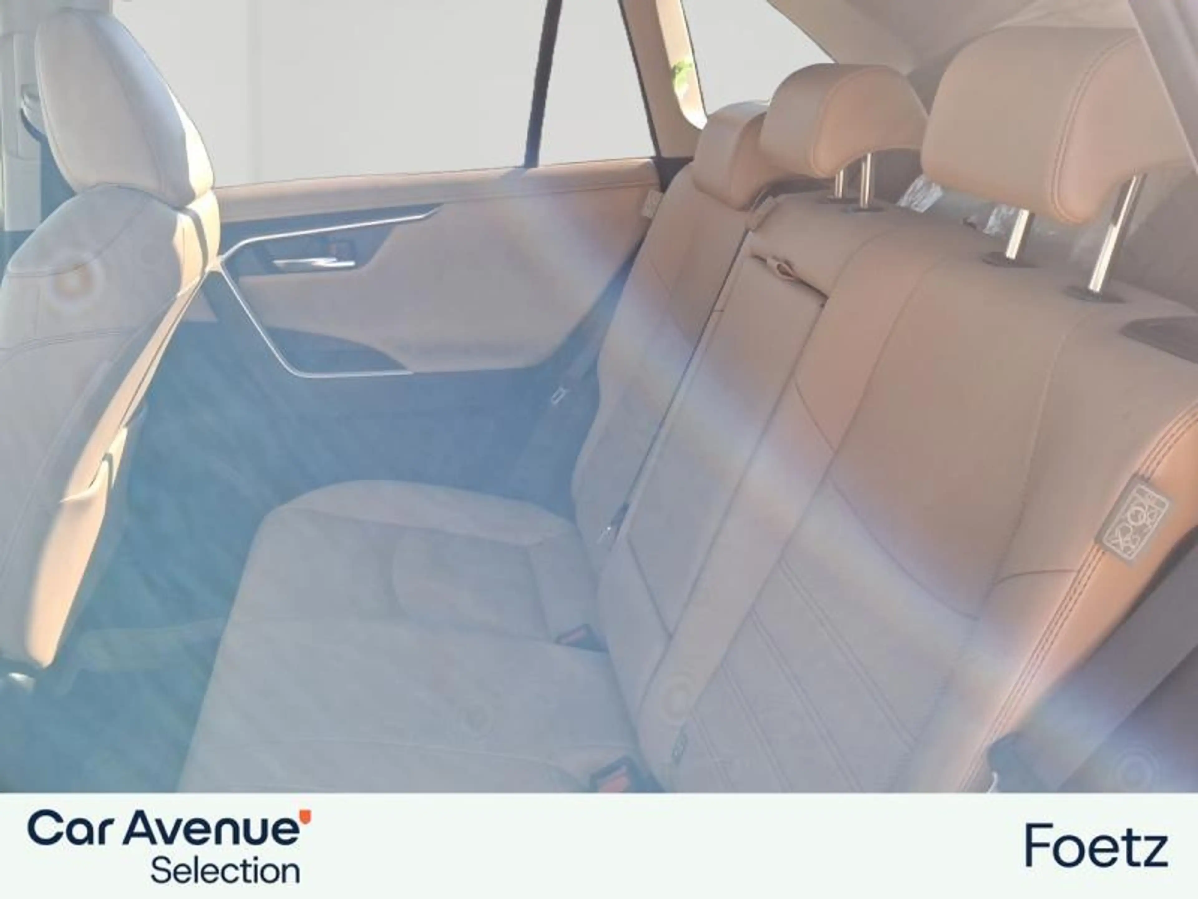 Toyota RAV 4 PREMIUM — photo 9