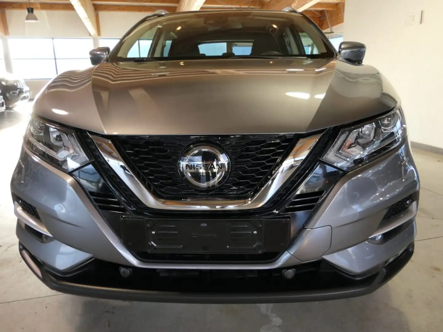 Nissan Qashqai 1.3 DIG-T 160 CV Tekna Gris - 2