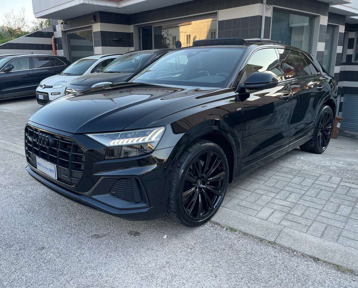 Audi Q8 Q8 50 3.0 tdi mhev quattro S-LINE tiptronic