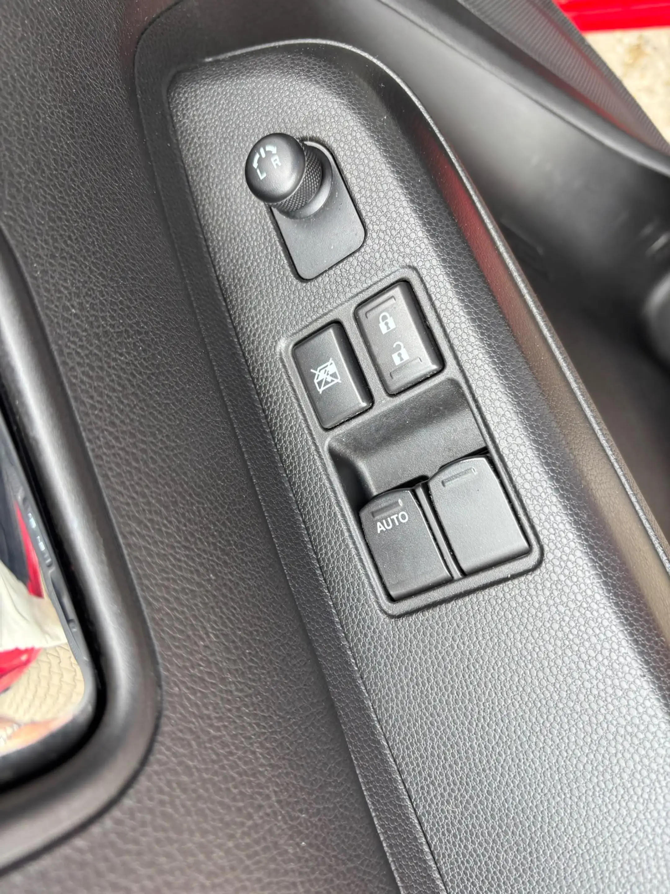Suzuki Ignis 1.2 Smart Hybrid Comfort — photo 12