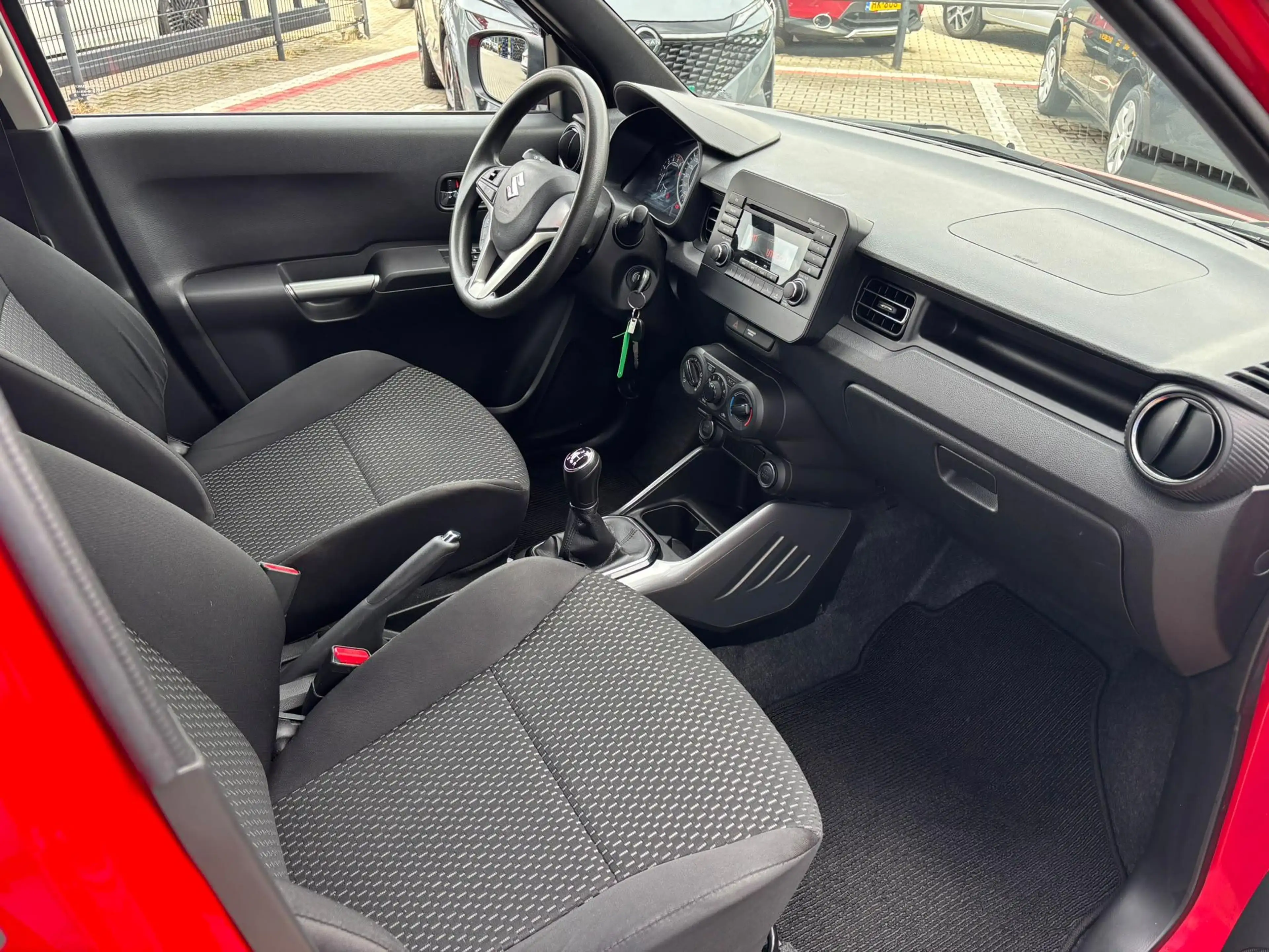 Suzuki Ignis 1.2 Smart Hybrid Comfort — photo 13