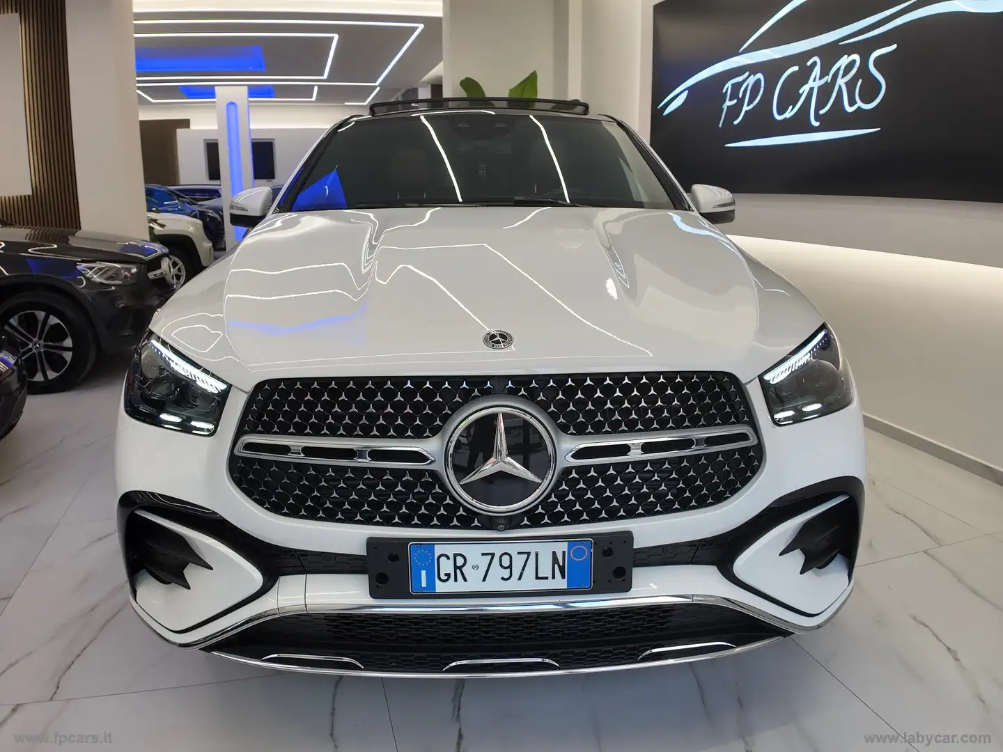 Mercedes-Benz GLE 300 GLE 300 d 4M Coupé AMG Line Premium Plus Weiß - 2