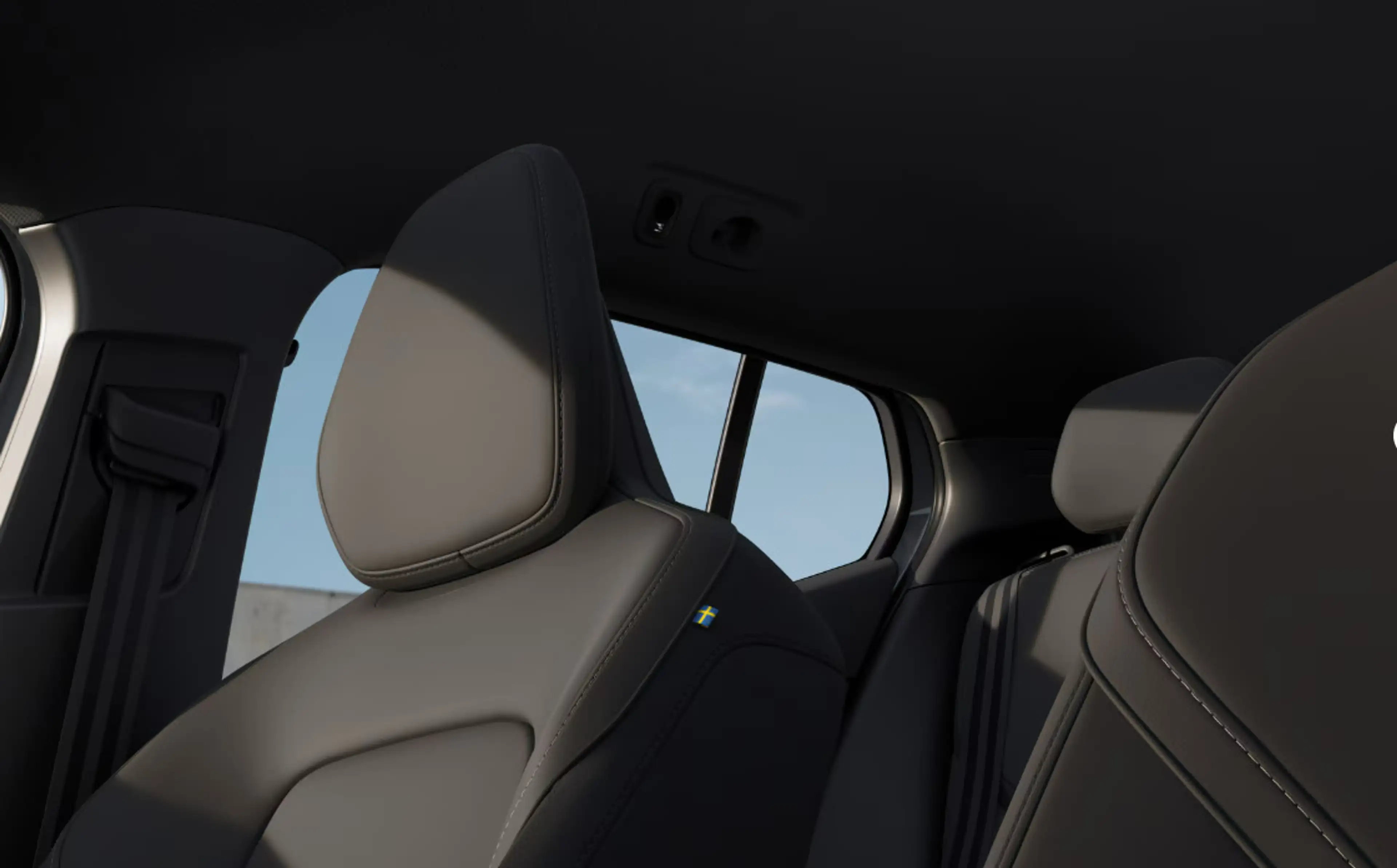 Volvo EX30 P5 Long Range Plus Black Edition Europa 69 kWh | B — photo 15