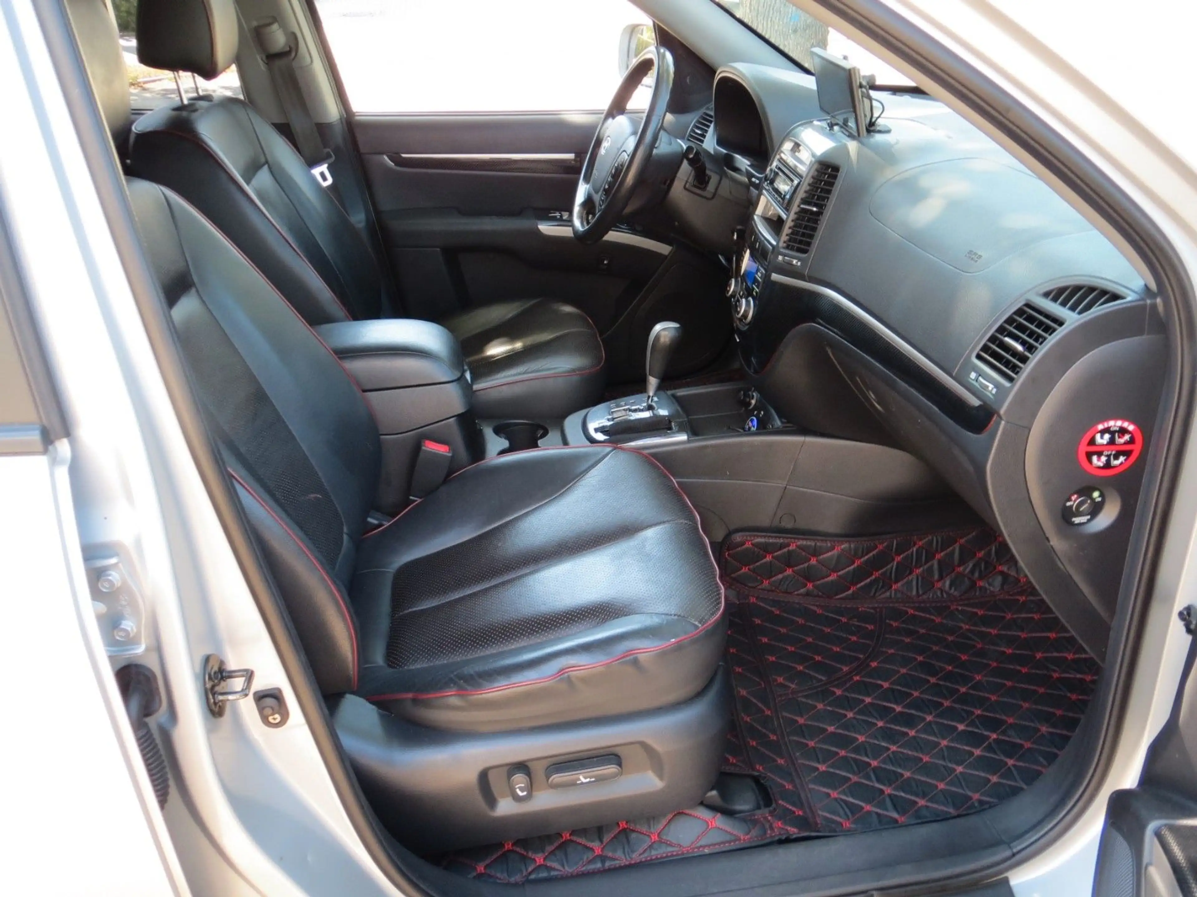 Hyundai SANTA FE 2.7 GLS*Kamera*Leder* — photo 12