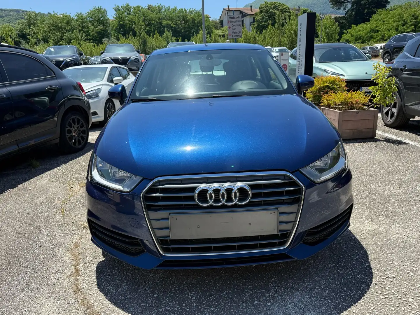 Audi A1 Sportback 1.4 tdi Bleu - 1