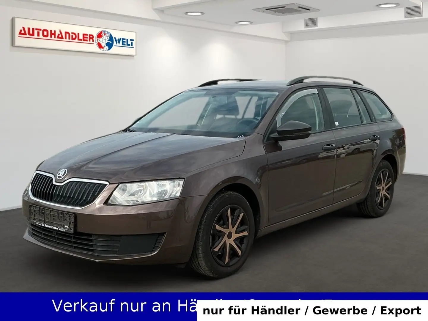 Skoda Octavia Combi 1.4 TSI Active Hnědá - 1