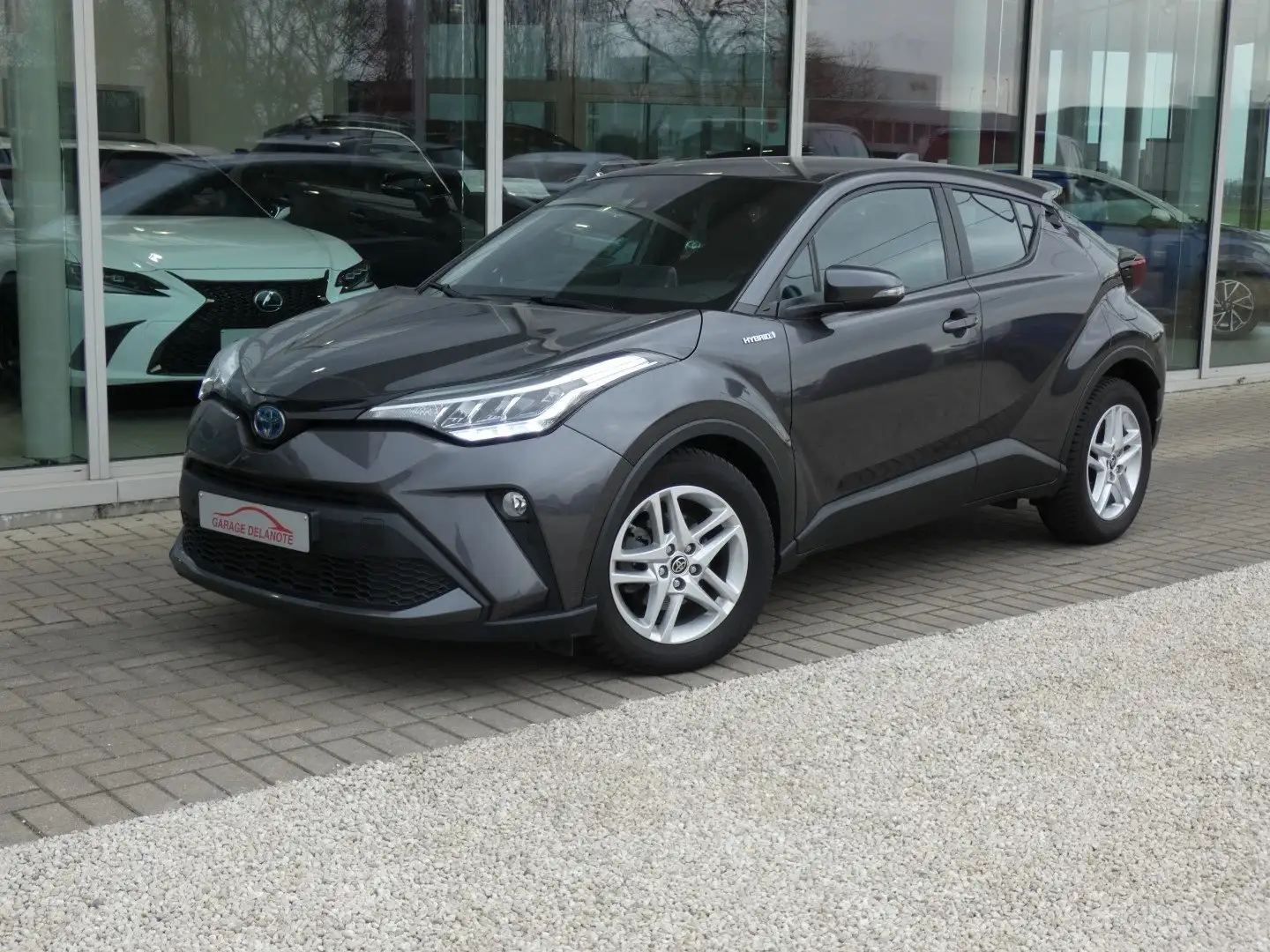 Toyota C-HR 1.8 HYBRID +GPS Parkeersensoren Zetelverwarming Gris - 2