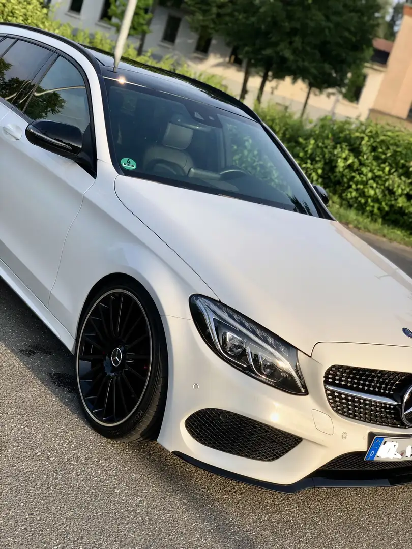 Mercedes-Benz C 200 T 4Matic 7G-TRONIC AMG Line Weiß - 1