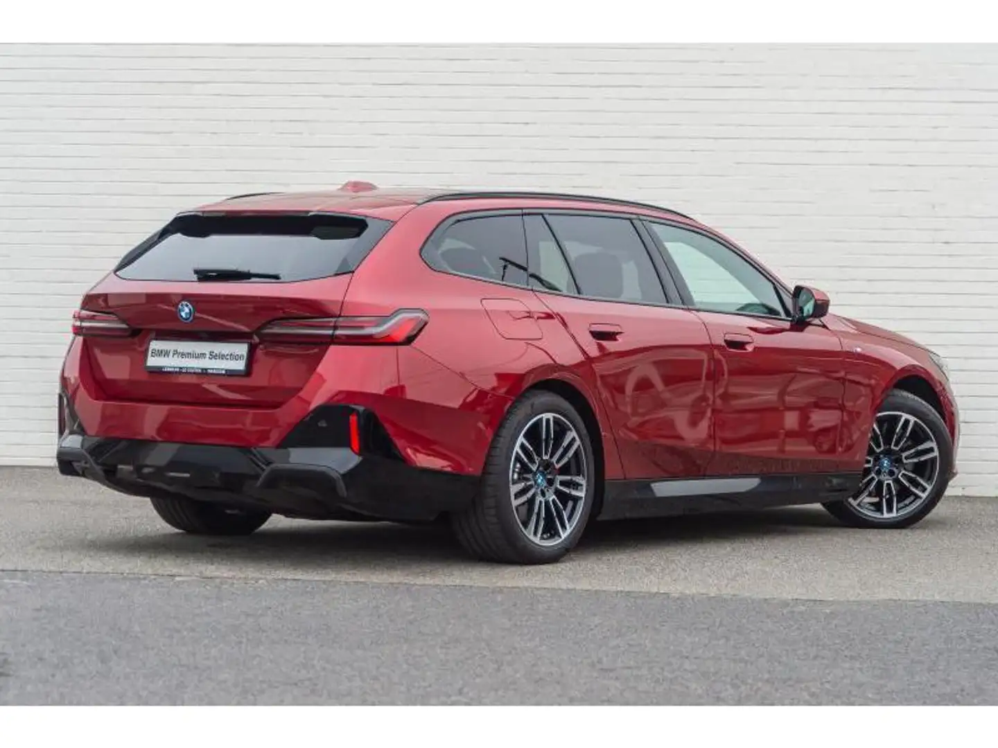 BMW i5 eDrive40 Touring Rojo - 2