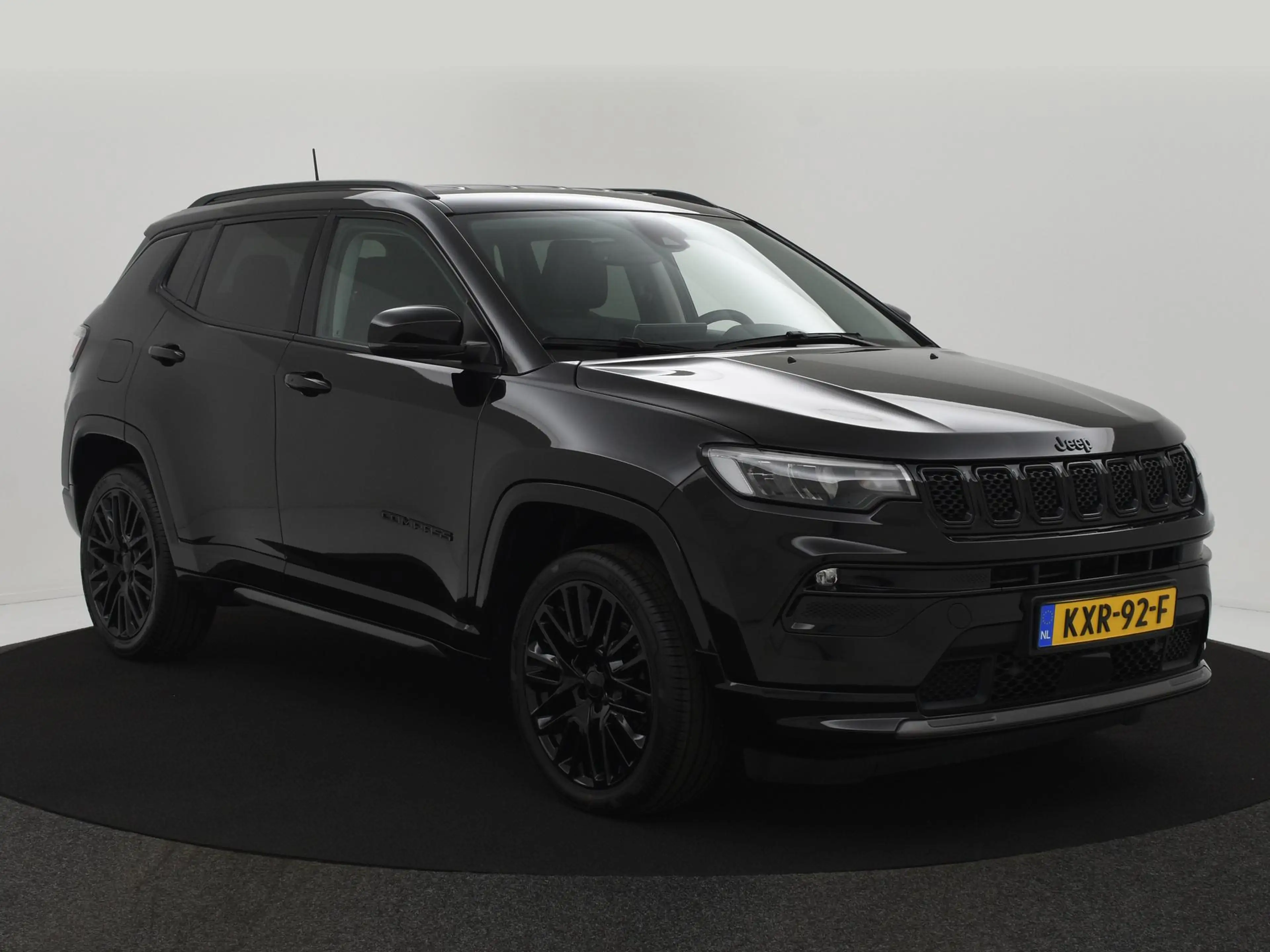 Jeep Compass 1.5T e-Hybrid High Altitude WINTERPACK|CAMERA|CARP — photo 5