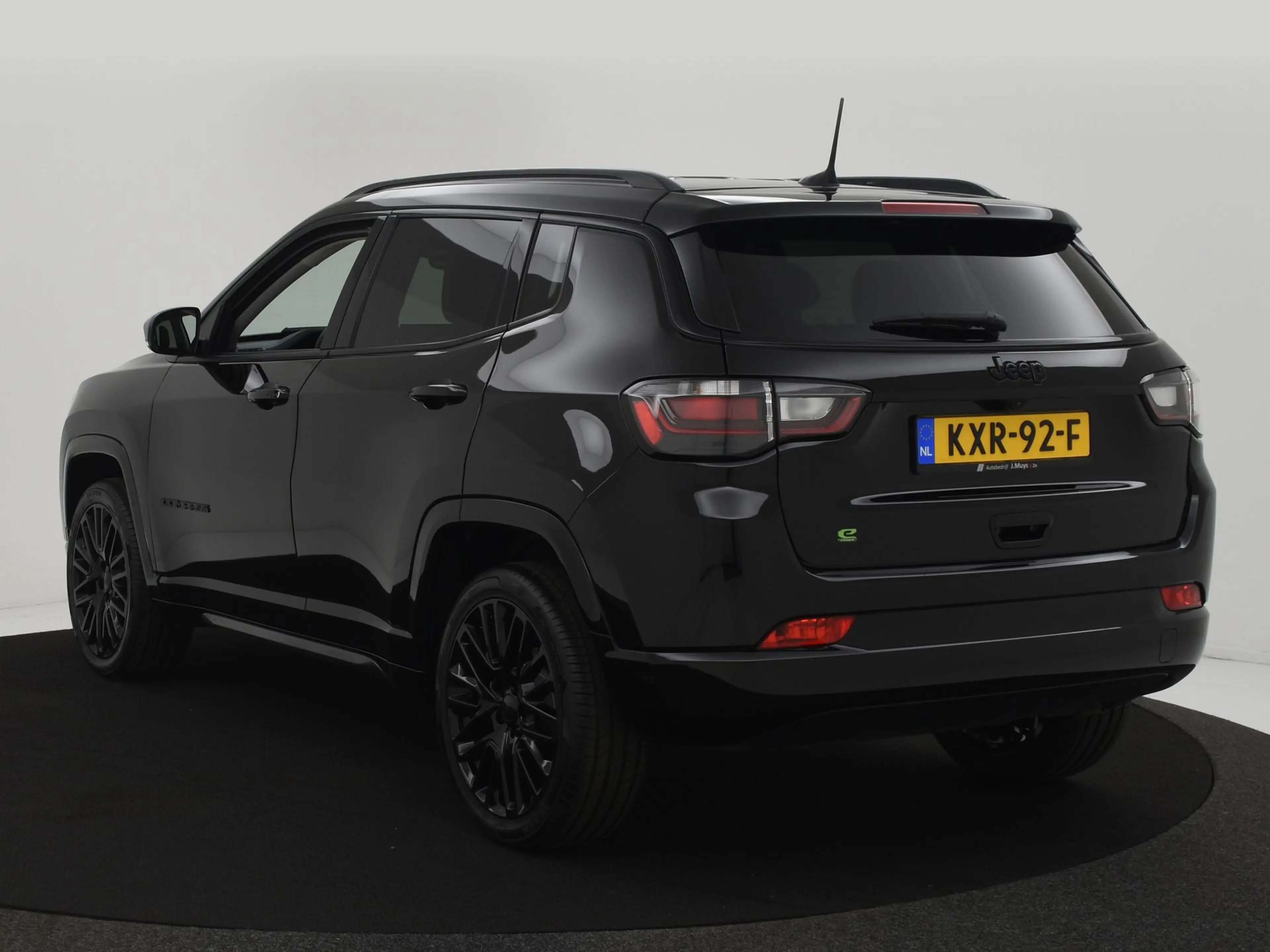 Jeep Compass 1.5T e-Hybrid High Altitude WINTERPACK|CAMERA|CARP — photo 6