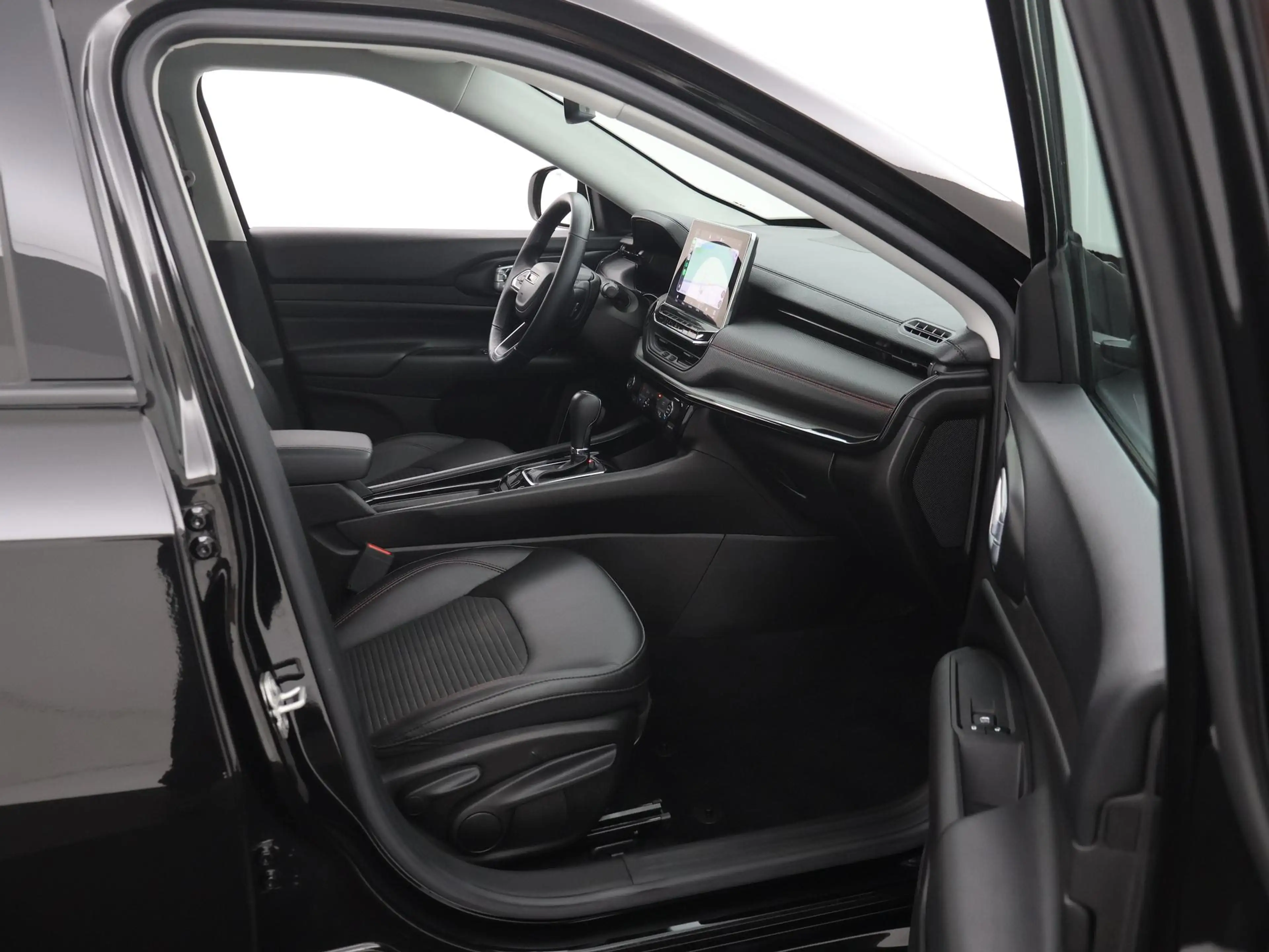 Jeep Compass 1.5T e-Hybrid High Altitude WINTERPACK|CAMERA|CARP — photo 30