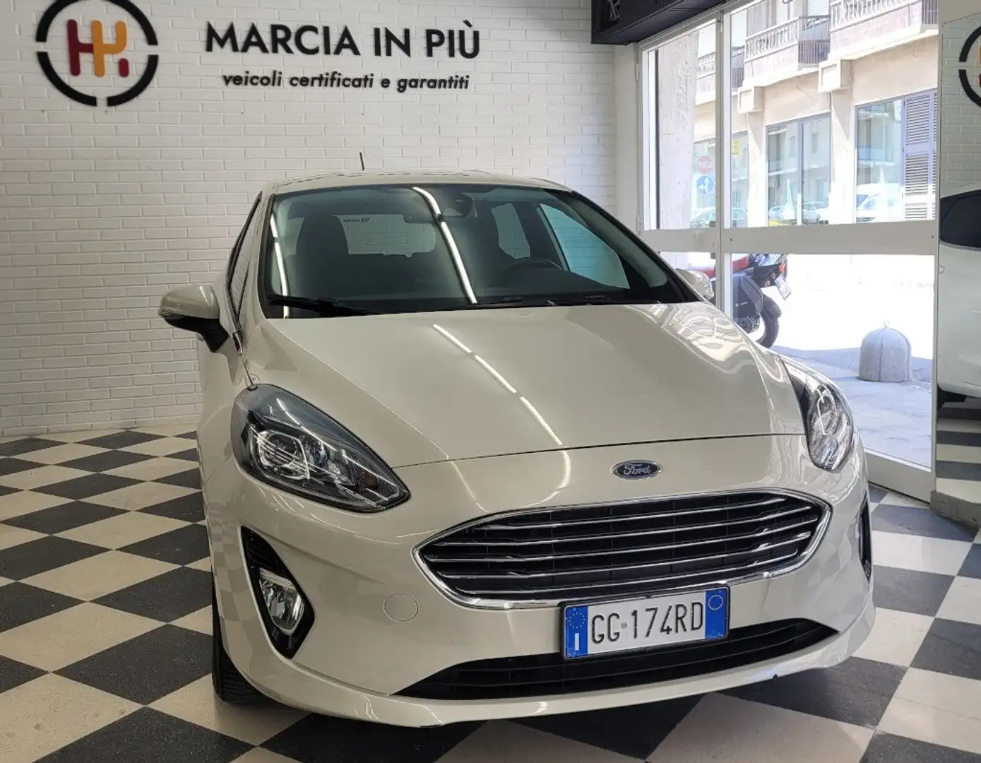 Ford Fiesta Fiesta VII 2017 5p 1.0 ecoboost hybrid Titanium s Beige - 2