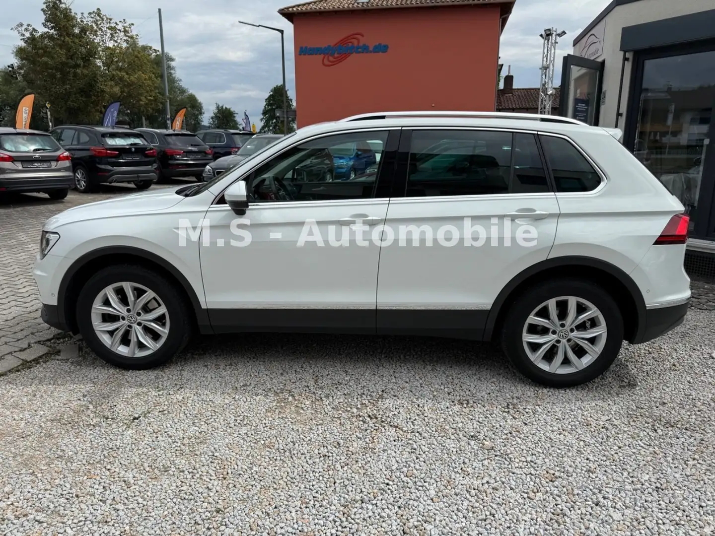 Volkswagen Tiguan 2.TSI Highline BMT 4x4 DSG*ACC*SHZ*Pano* Weiß - 2
