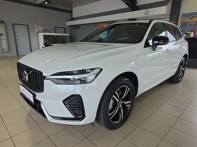 Volvo XC60 T6 R Design Recharge AWD ACC HeadUp AHK LED
